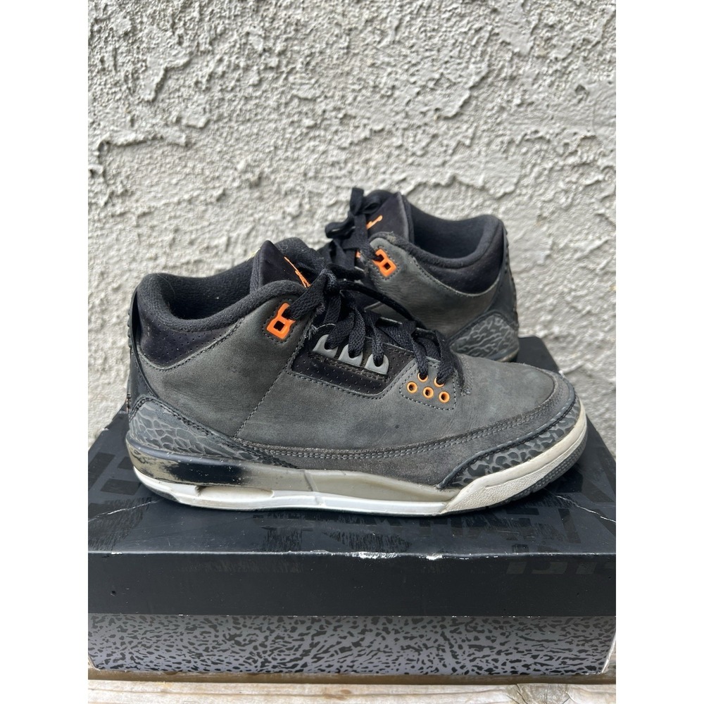 Nike Shoes Size 6Y Air Jordan Retro 3 Fear Pack Grey Orange DM0967-080 With Box